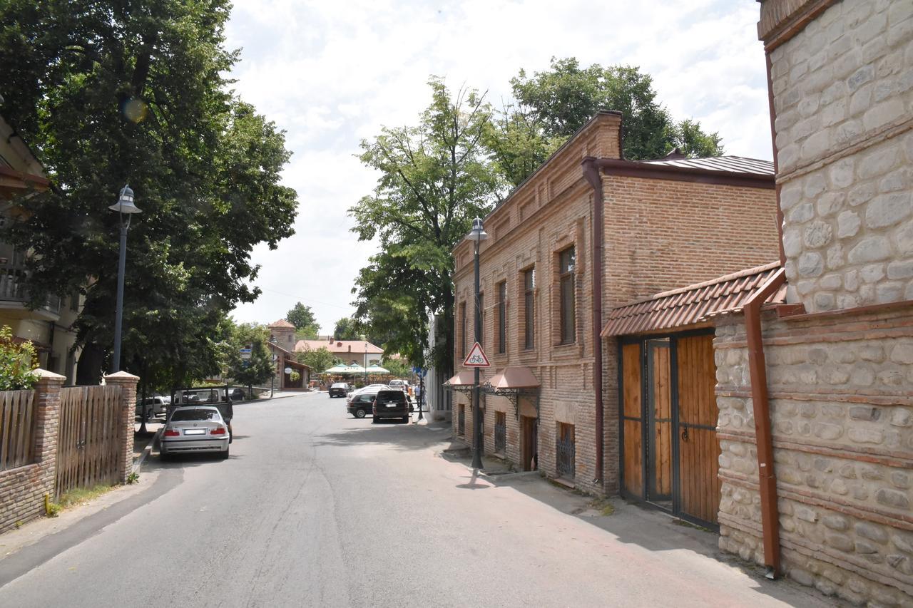 Old Chache House Hotel Telavi Buitenkant foto